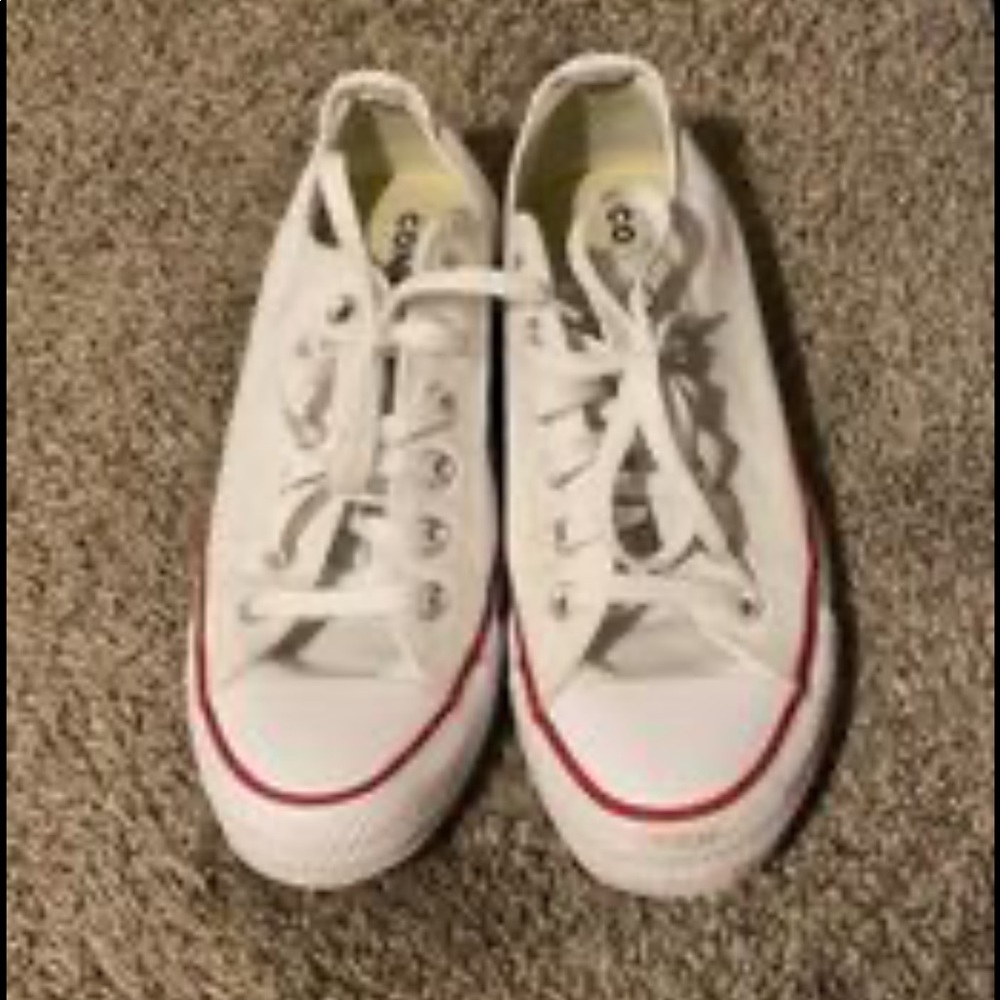 White converse - Picture 2 of 3